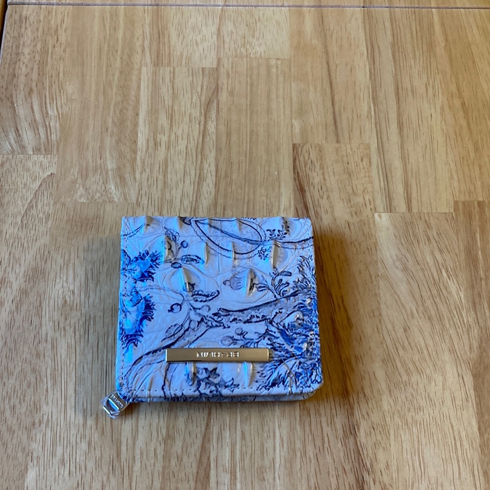 NWT Brahmin Blue Jay Melbourne Wallet